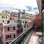 Recanissu With Balcony & Ac Daire Vernazza