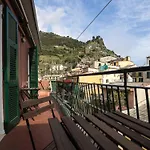 Recanissu With Balcony & Ac