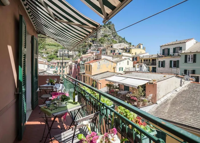 Recanissu With Balcony & Ac Apartament