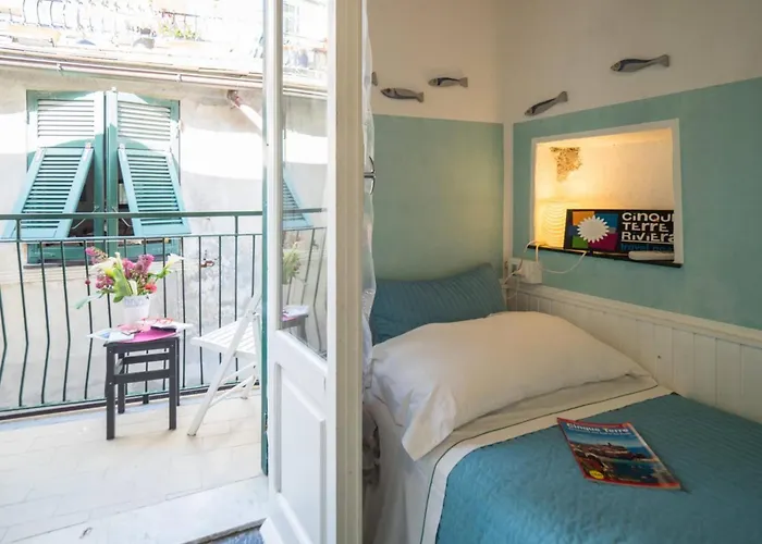 Apartament Recanissu With Balcony & Ac Vernazza