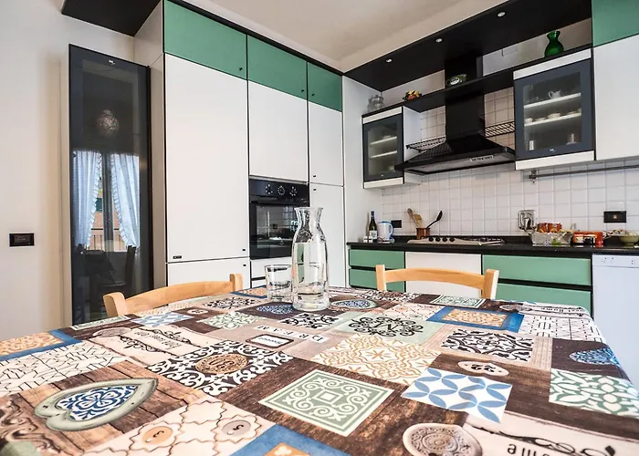 Recanissu With Balcony & Ac Apartament Vernazza